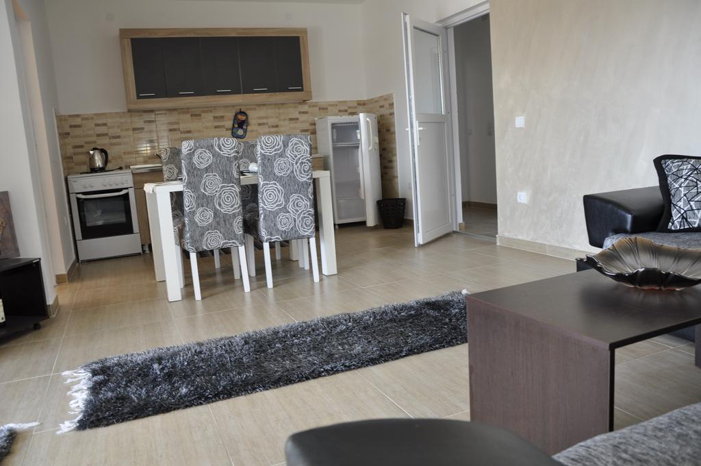 Aparthotel Stijovic Bar Extérieur photo