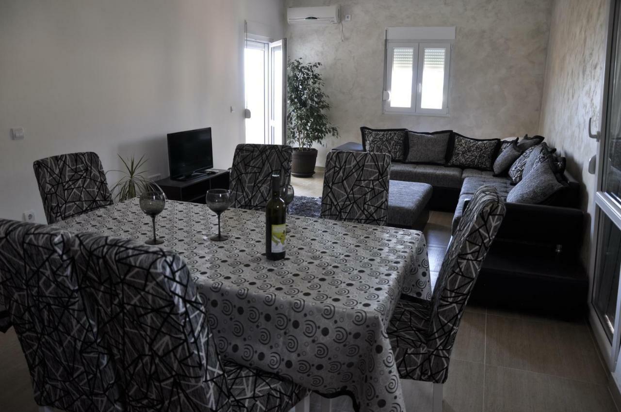 Aparthotel Stijovic Bar Extérieur photo